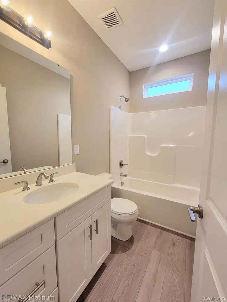 13132 Westwinds Drive Fenton Charter Township MI 48451