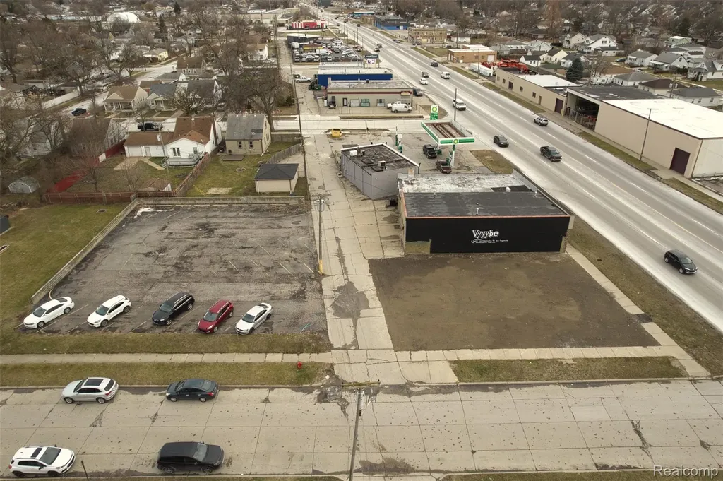 722 Southfield Road Lincoln Park City MI 48146