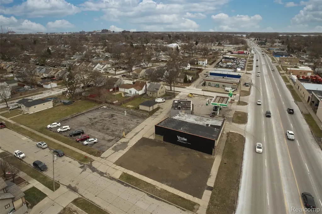 722 Southfield Road Lincoln Park City MI 48146