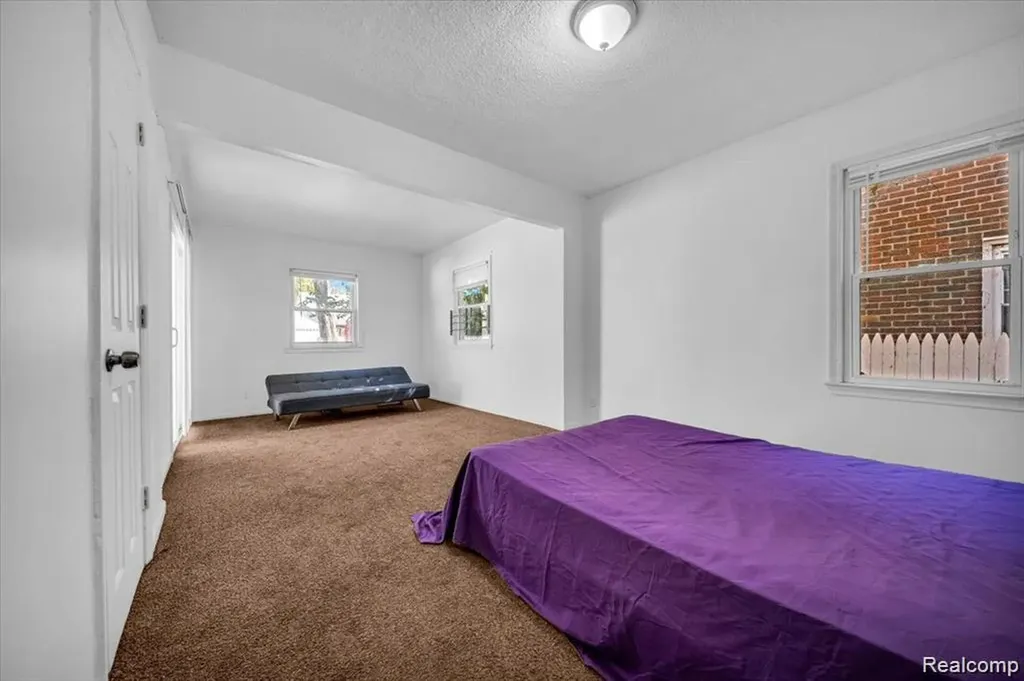 16608 Mansfield Street Detroit City MI 48235