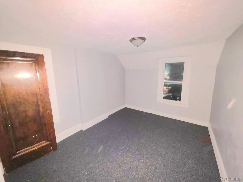 15384 Kentucky Street Detroit City MI 48238