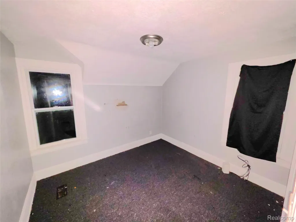 15384 Kentucky Street Detroit City MI 48238