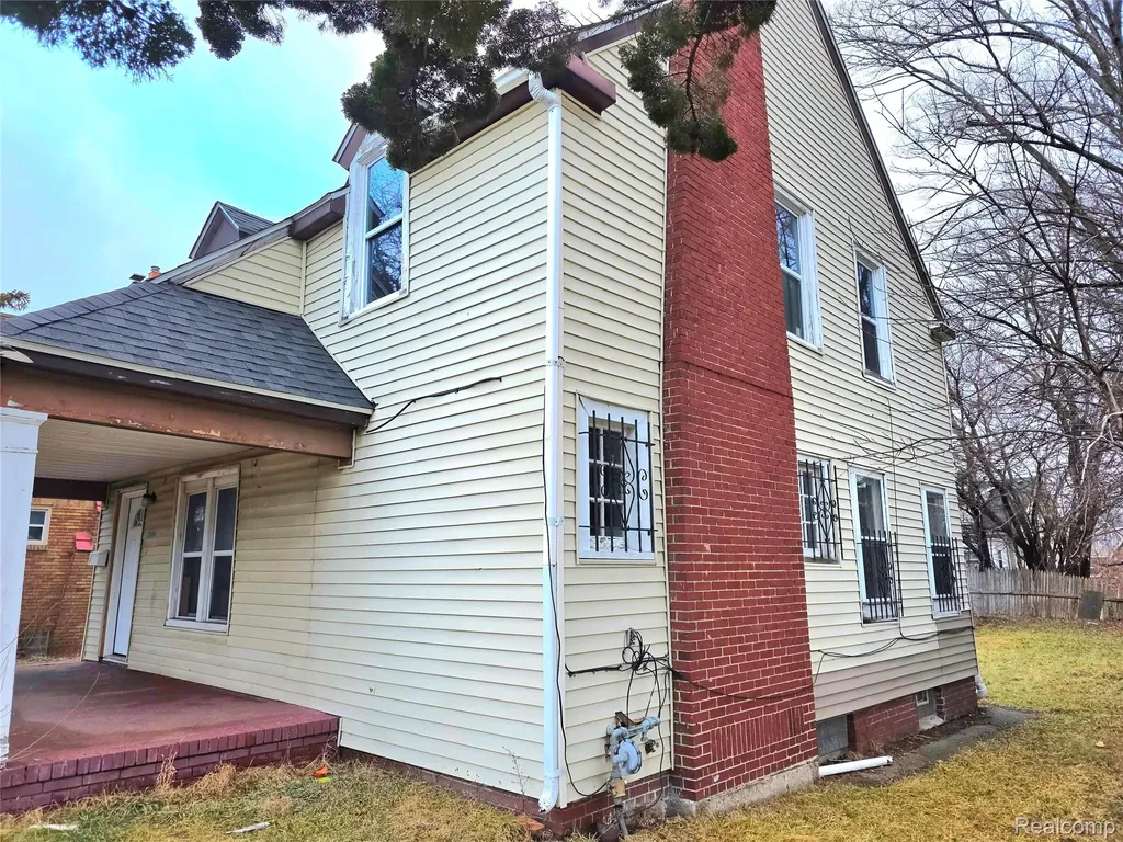 15384 Kentucky Street Detroit City MI 48238