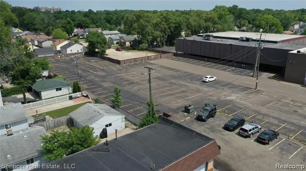 3490 12 Mile Road Berkley City MI 48072