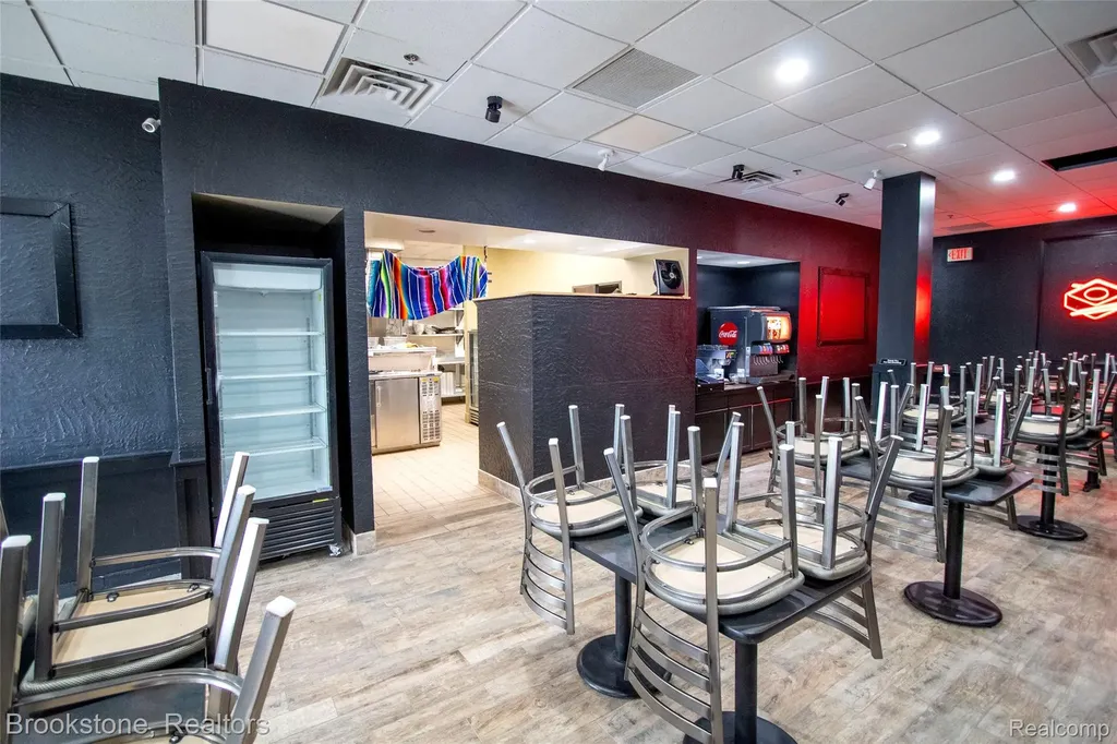 1188 South Lapeer Road Lake Orion Village MI 48362