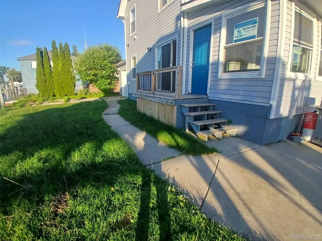 7886 Inglewood Drive Clay Township MI 48001