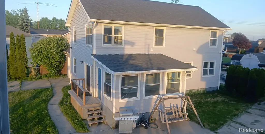 7886 Inglewood Drive Clay Township MI 48001