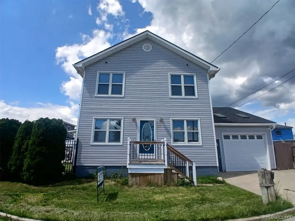 7886 Inglewood Drive Clay Township MI 48001