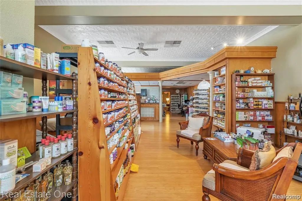 4601 Allen Road Allen Park City MI 48101