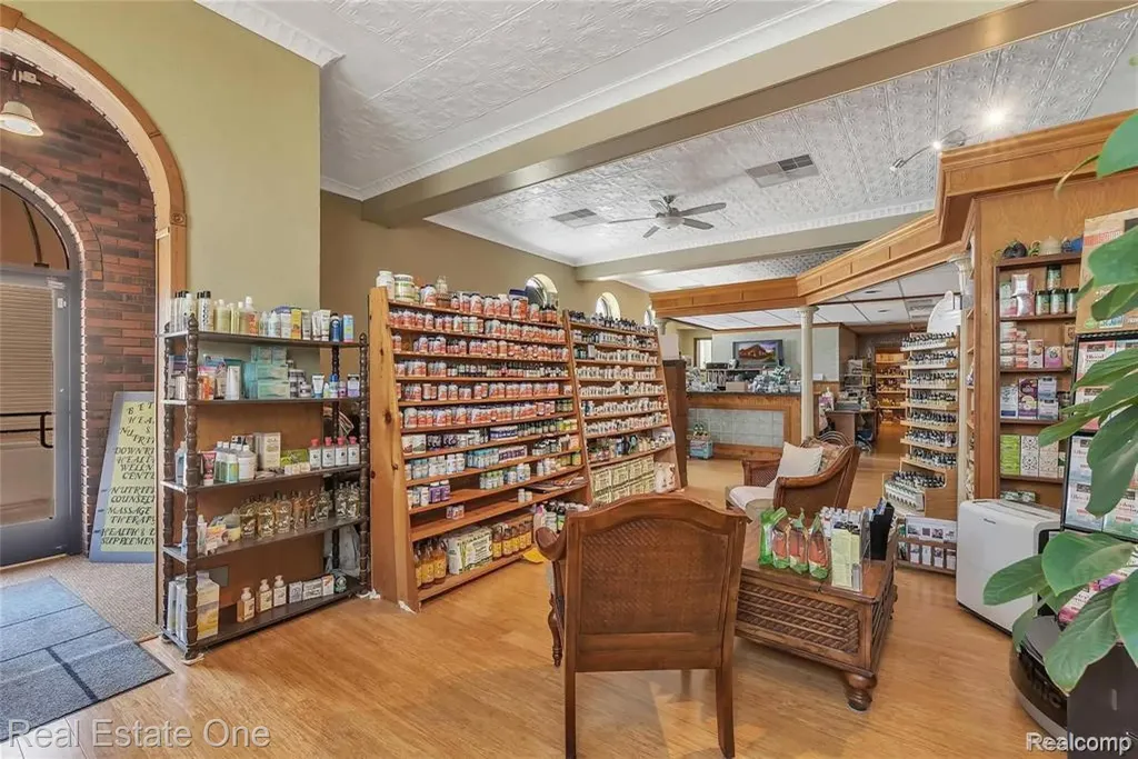 4601 Allen Road Allen Park City MI 48101