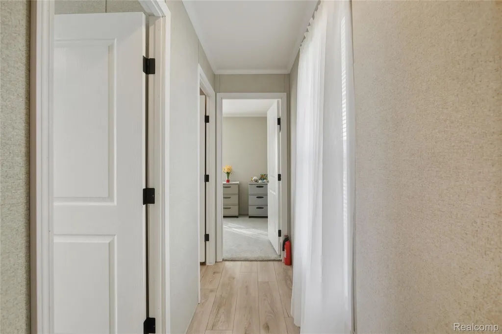 230 E Macgregor Court Highland Charter Township MI 48357