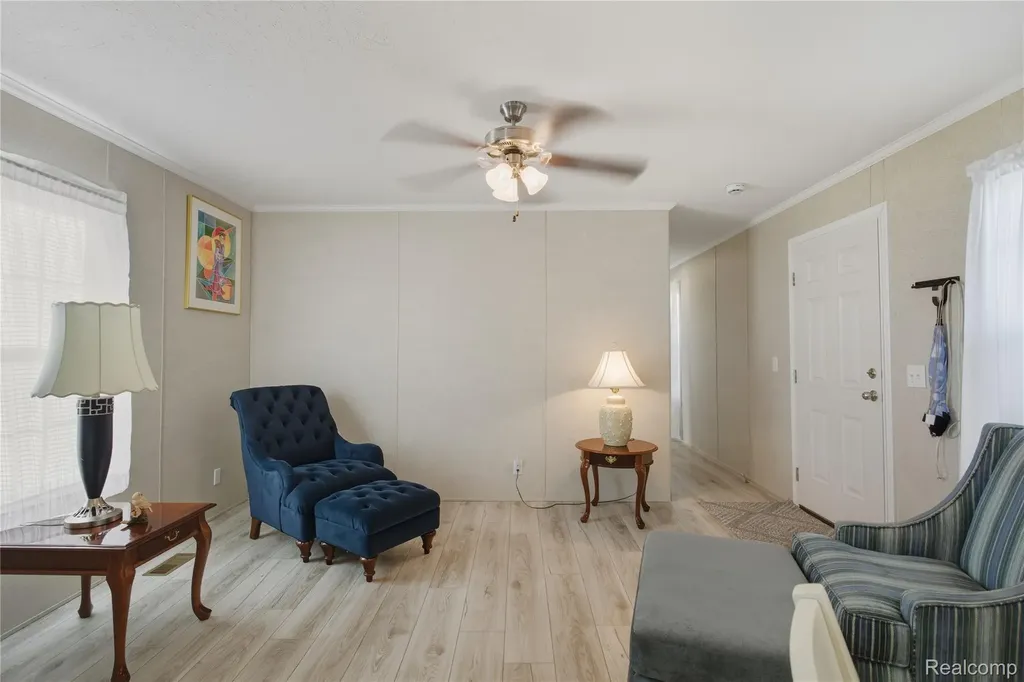 230 E Macgregor Court Highland Charter Township MI 48357
