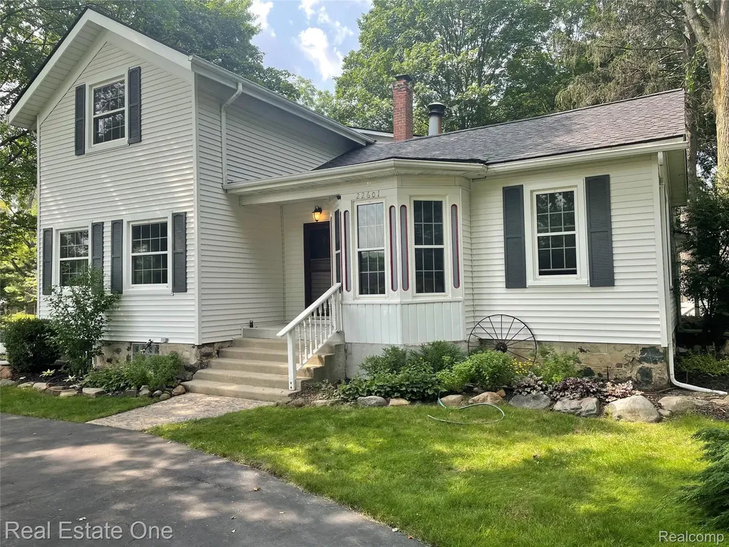 22601 W Main Street Armada Village MI 48005