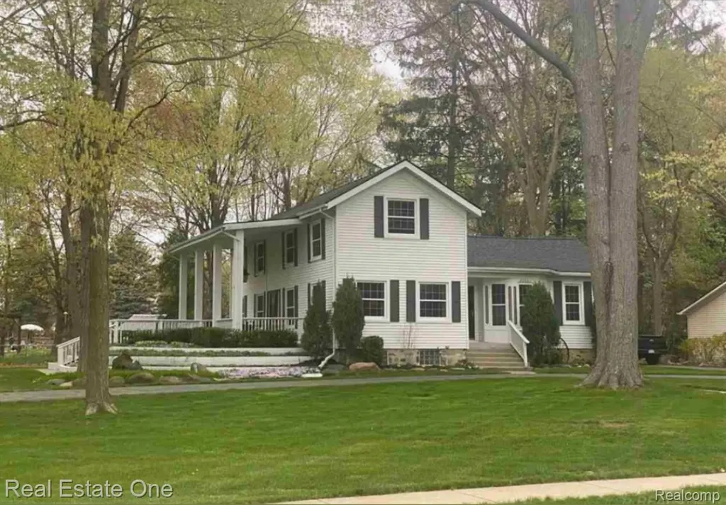 22601 W Main Street Armada Village MI 48005