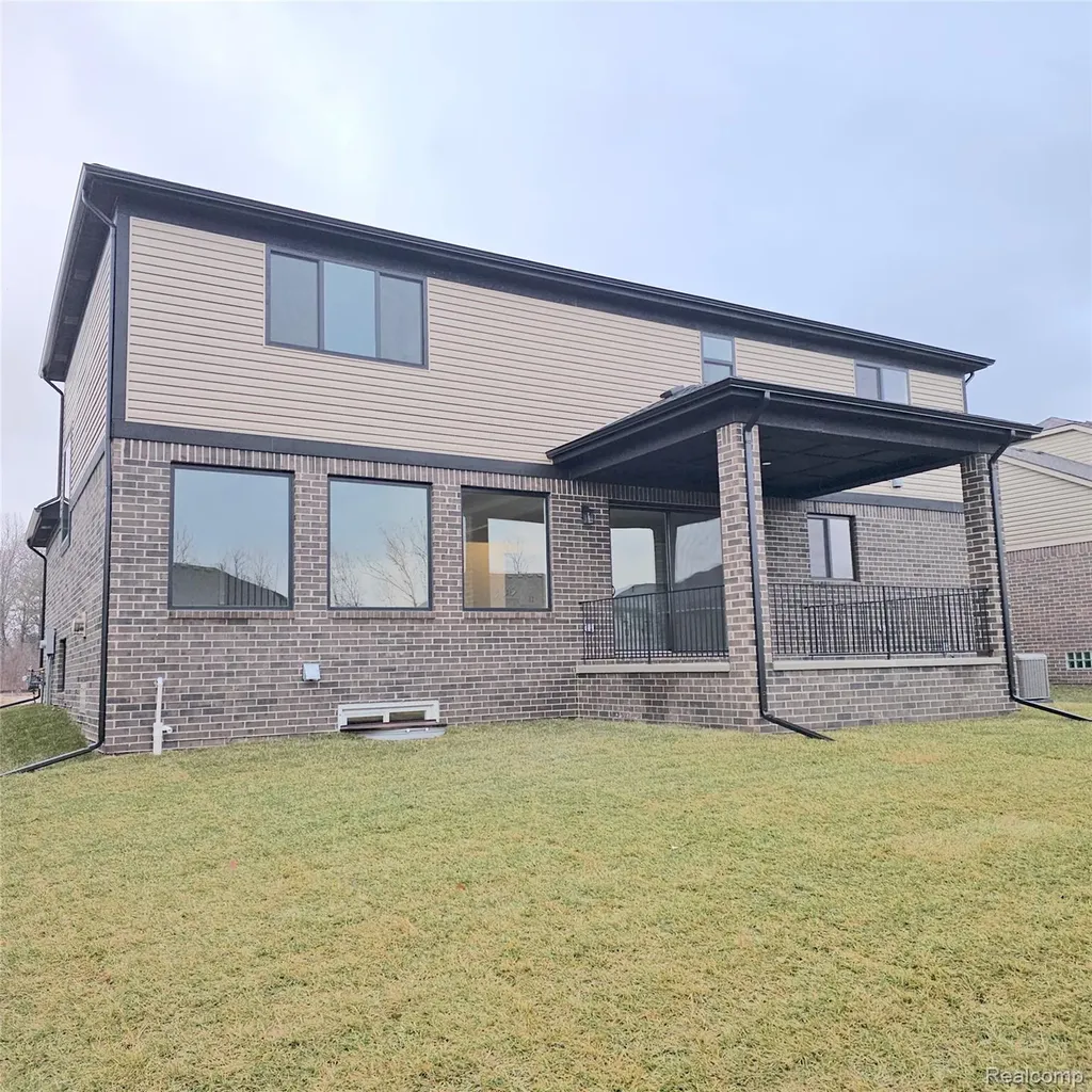 50829 Mistwood Drive Macomb Township MI 48042
