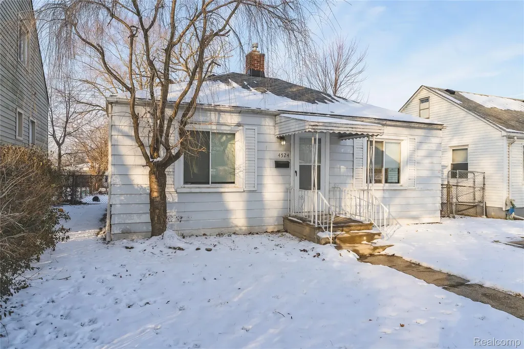 4524 Fleming Street Dearborn Heights City MI 48125