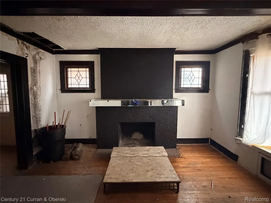 107 Mclean Street Highland Park City MI 48203