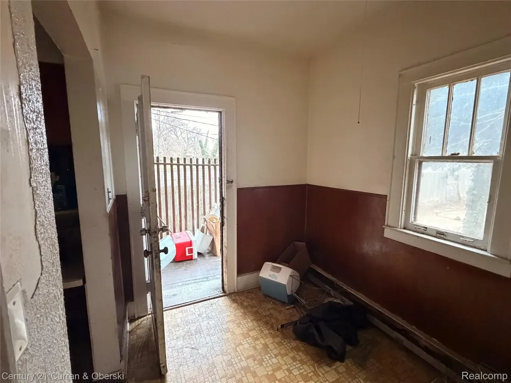 107 Mclean Street Highland Park City MI 48203
