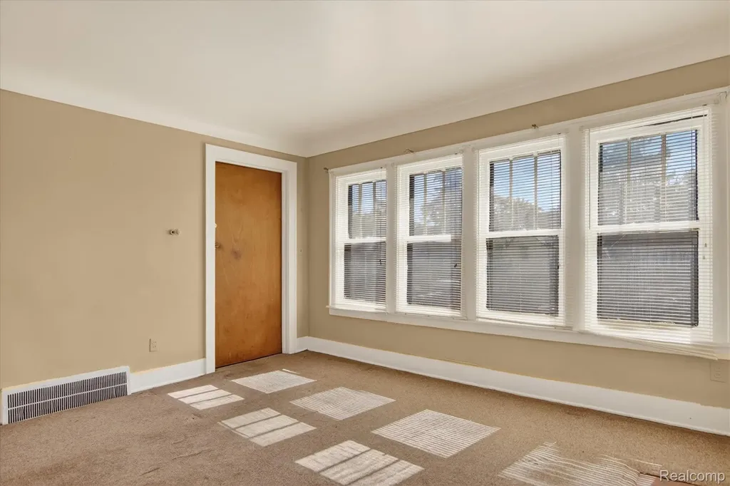 13551 Santa Rosa Drive Detroit City MI 48238