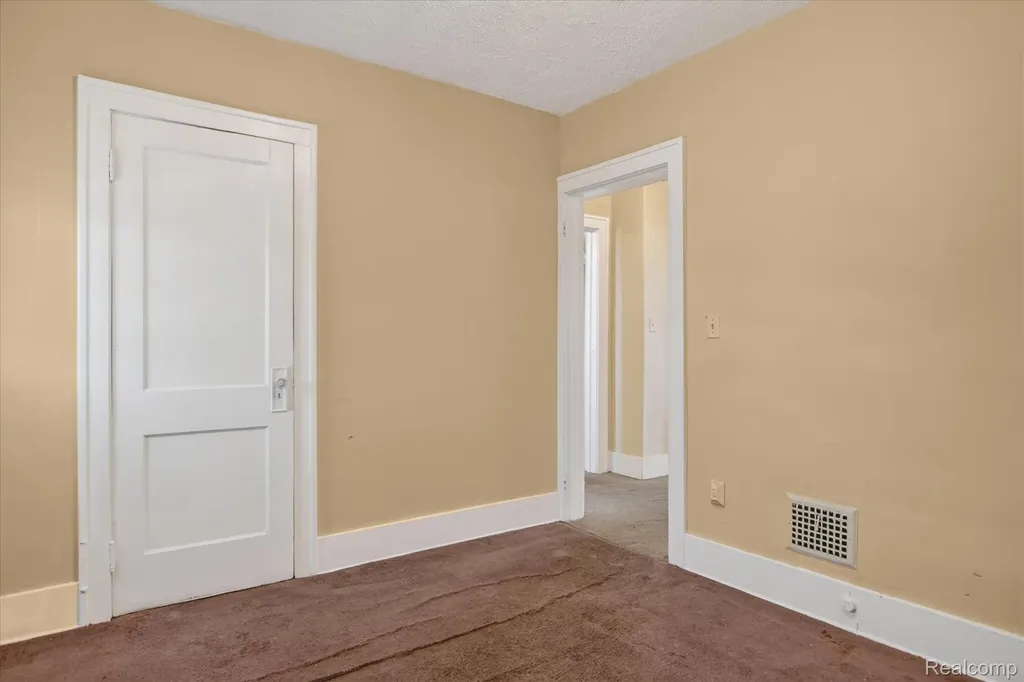 13551 Santa Rosa Drive Detroit City MI 48238