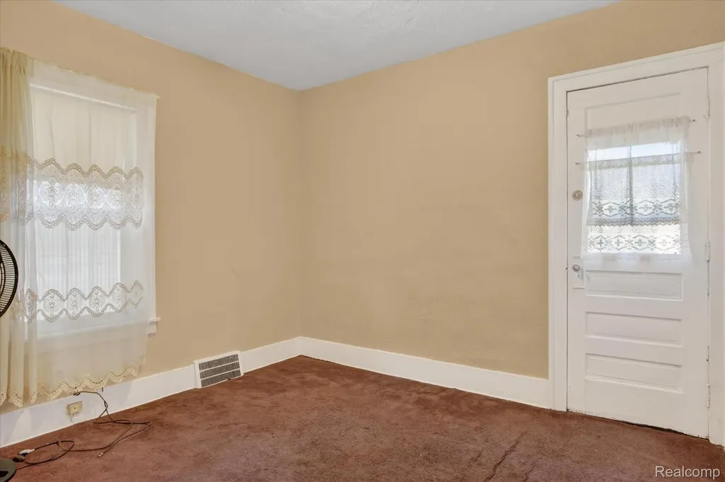 13551 Santa Rosa Drive Detroit City MI 48238