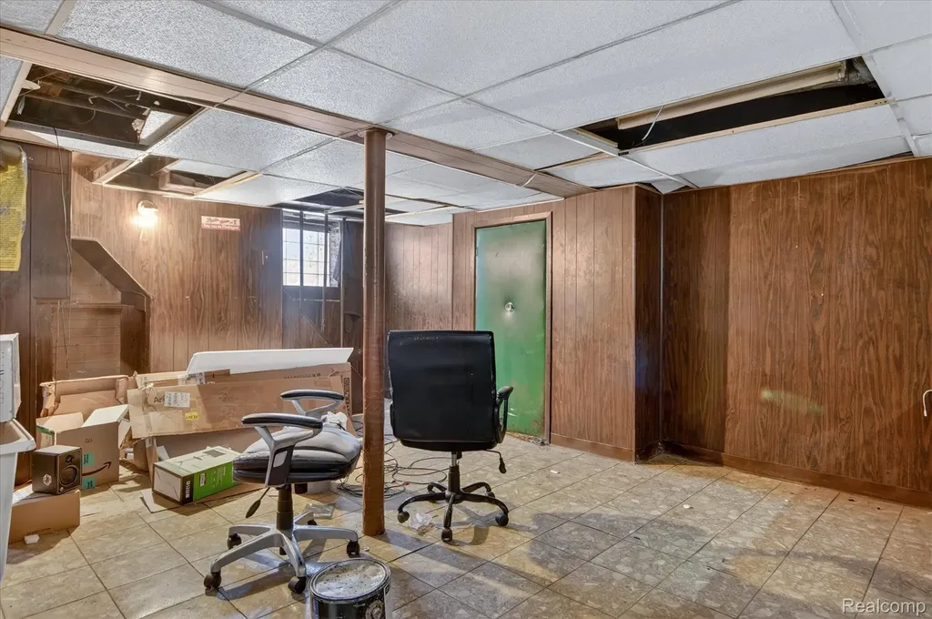 13551 Santa Rosa Drive Detroit City MI 48238
