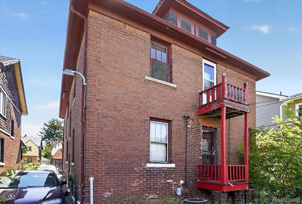 13551 Santa Rosa Drive Detroit City MI 48238
