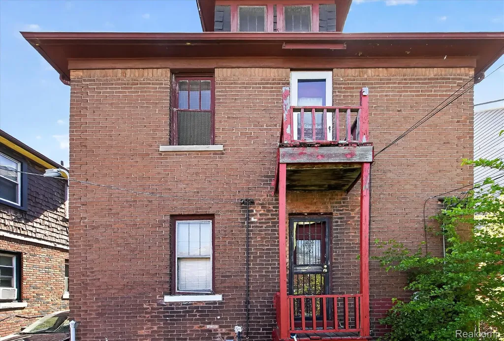13551 Santa Rosa Drive Detroit City MI 48238