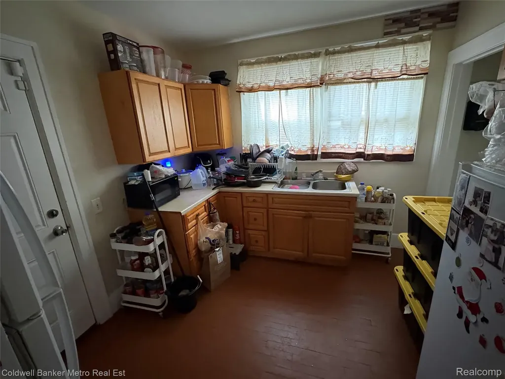 22 Steinbaugh Court Pontiac City MI 48341