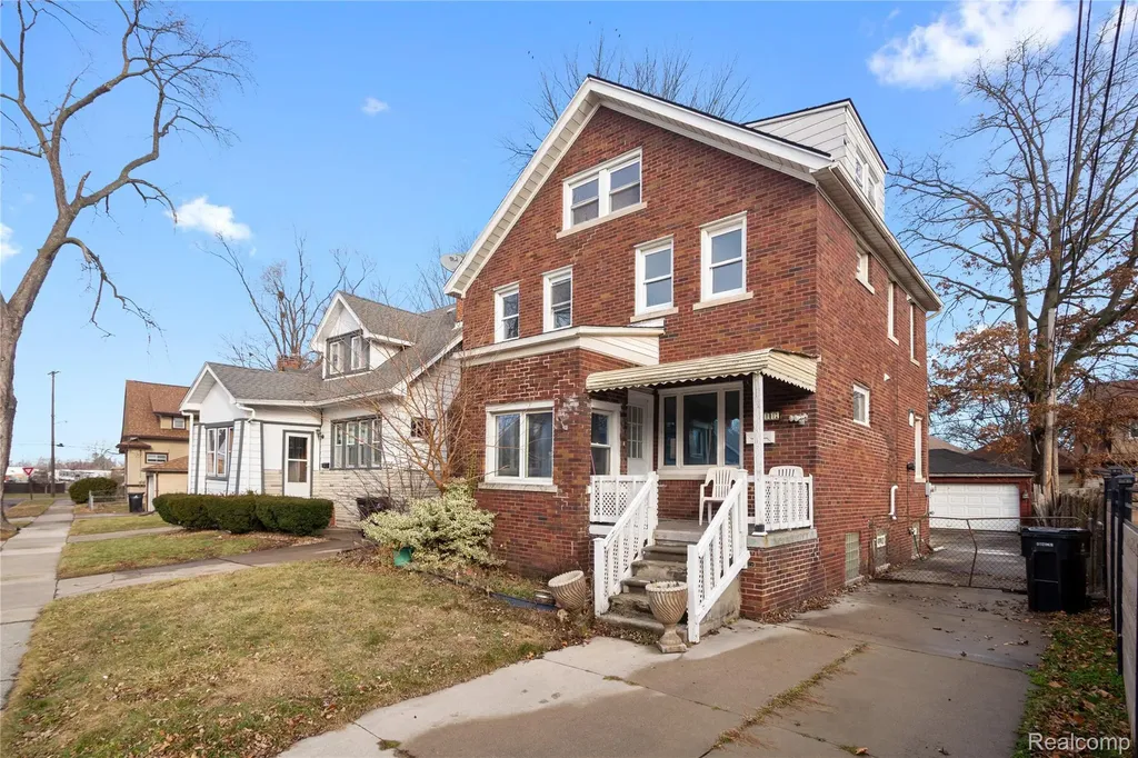 147 1st Street Wyandotte City MI 48192