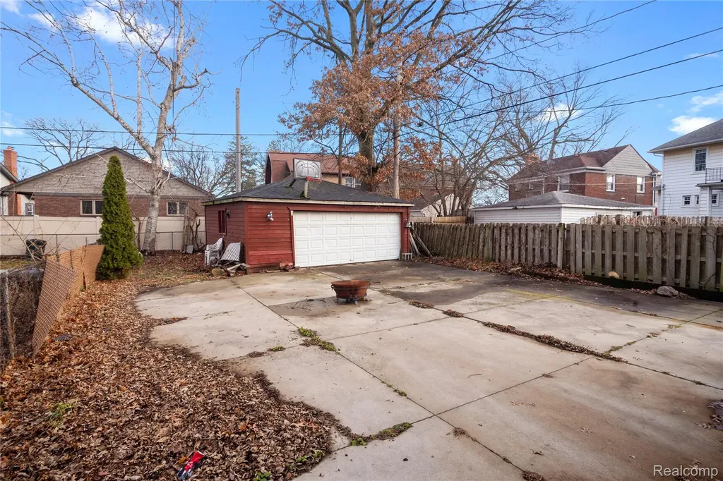 147 1st Street Wyandotte City MI 48192