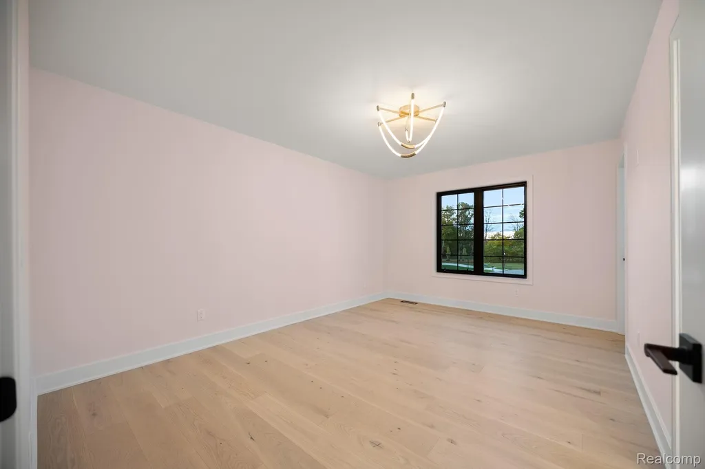 2455 Buckthorn Drive Shelby Charter Township MI 48316