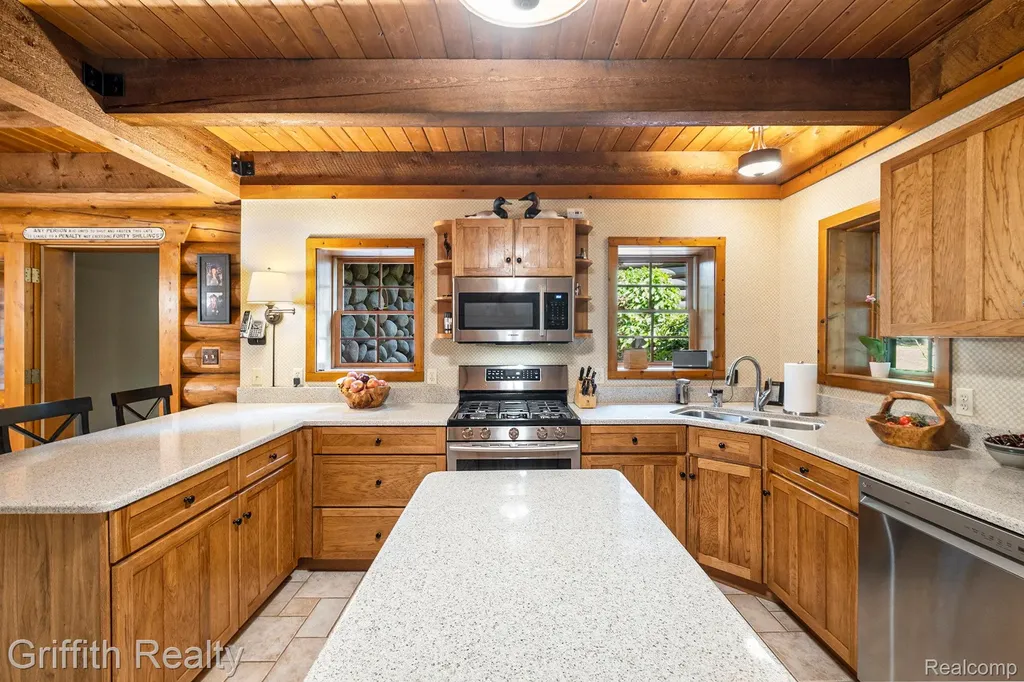 11245 Guyn Drive Brighton Township MI 48114