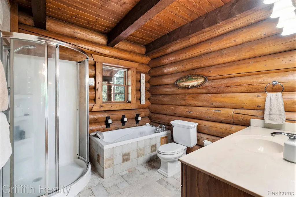 11245 Guyn Drive Brighton Township MI 48114