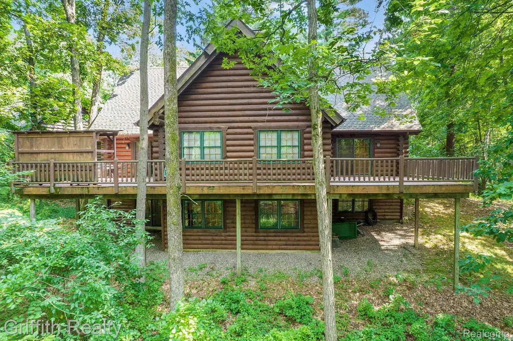 11245 Guyn Drive Brighton Township MI 48114