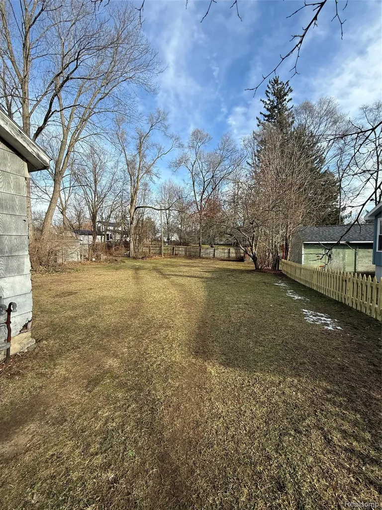 220 Pearl Street Pinckney Village MI 48169