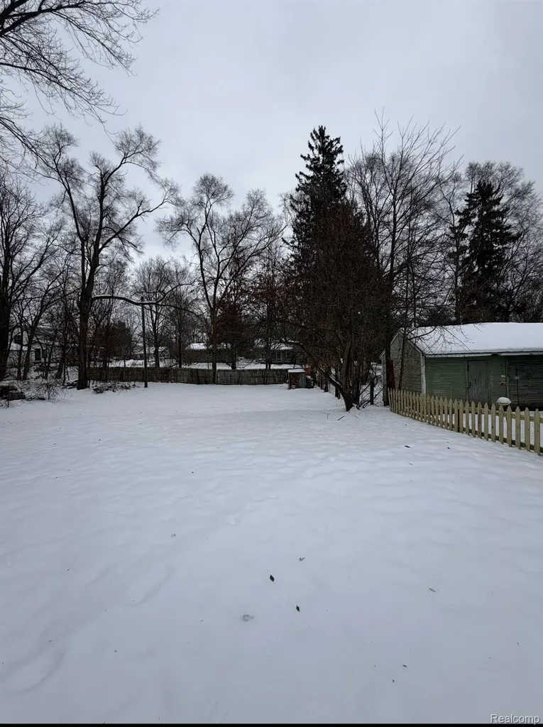 220 Pearl Street Pinckney Village MI 48169
