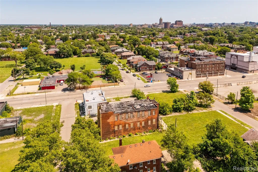 2627 Blaine Street Detroit City MI 48206