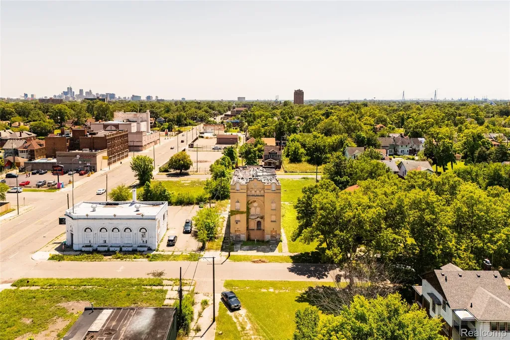 2627 Blaine Street Detroit City MI 48206