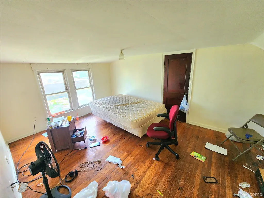 19120 Orleans Street Highland Park City MI 48203