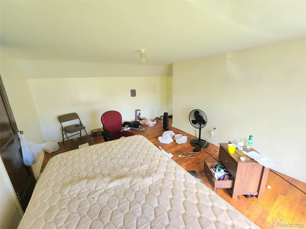 19120 Orleans Street Highland Park City MI 48203