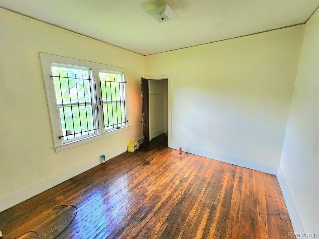 19120 Orleans Street Highland Park City MI 48203