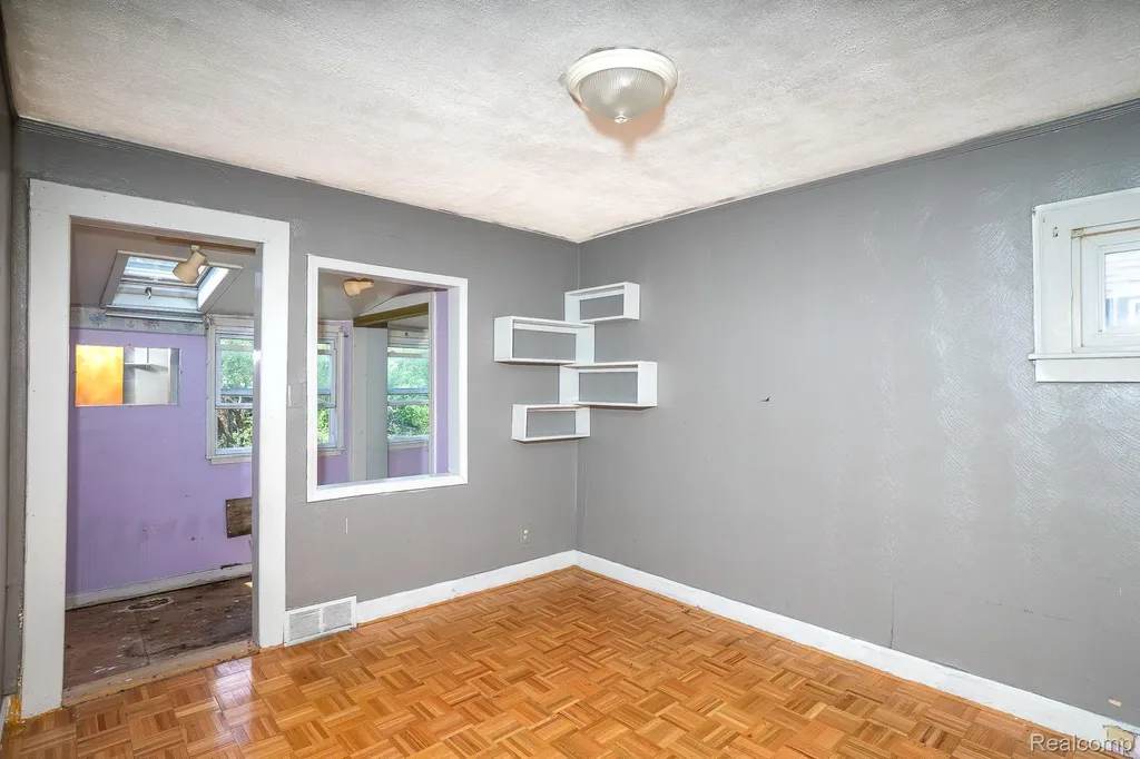 15859 Cloverlawn Street Detroit City MI 48238