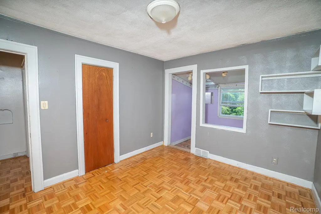 15859 Cloverlawn Street Detroit City MI 48238