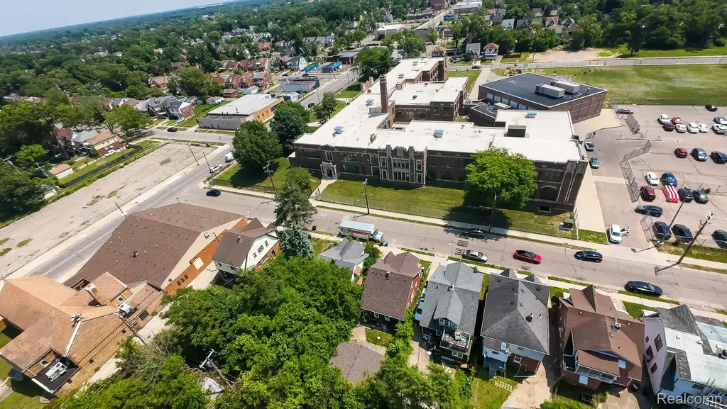 15859 Cloverlawn Street Detroit City MI 48238
