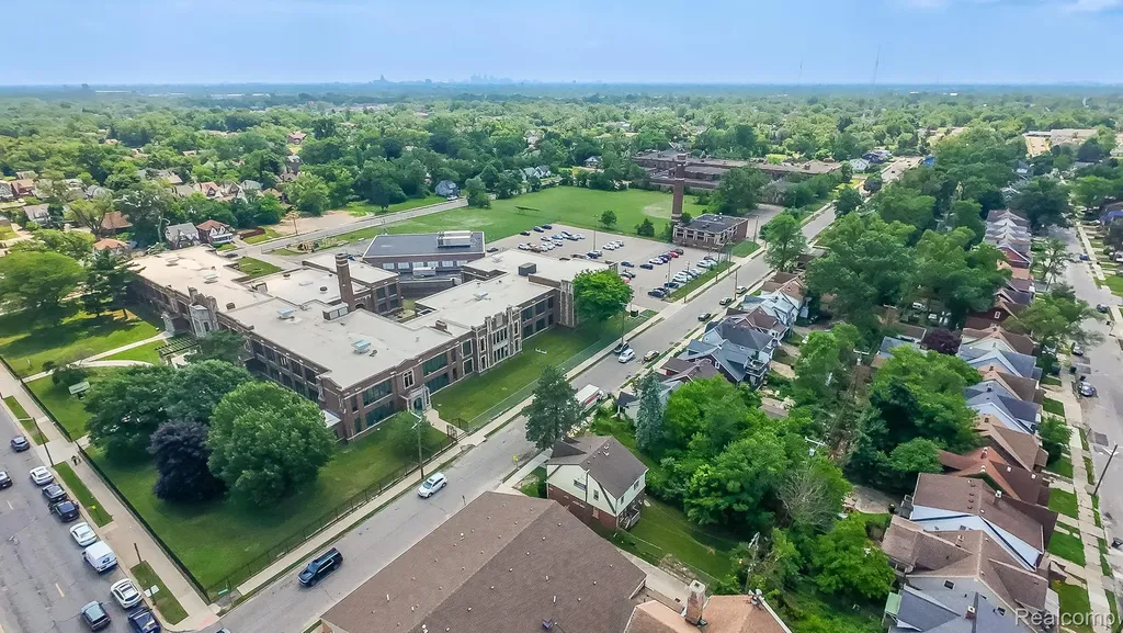 15859 Cloverlawn Street Detroit City MI 48238