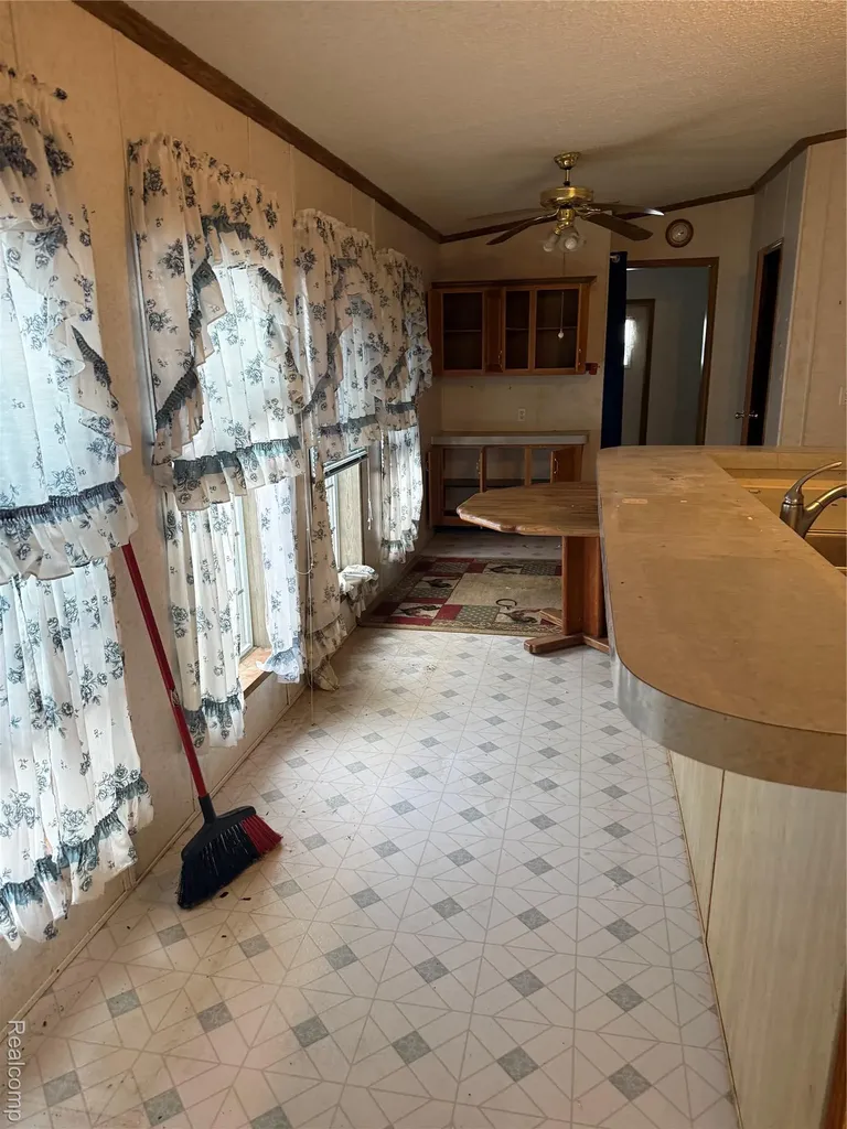 2222 S Sheeran Drive Milford Charter Township MI 48381