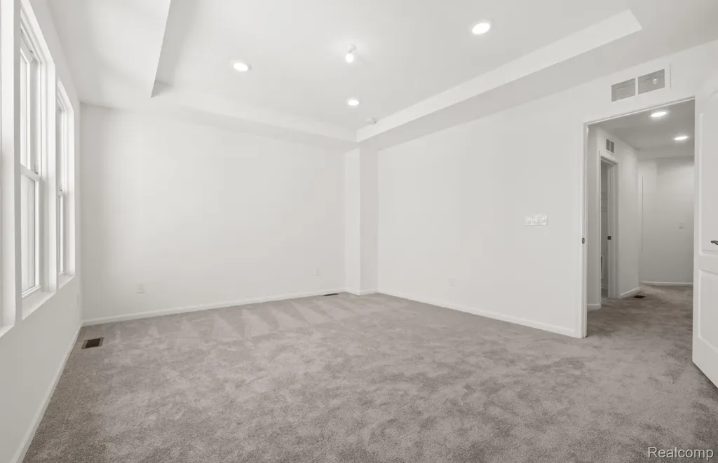 5658 Corgi Drive Pittsfield Charter Township MI 48108