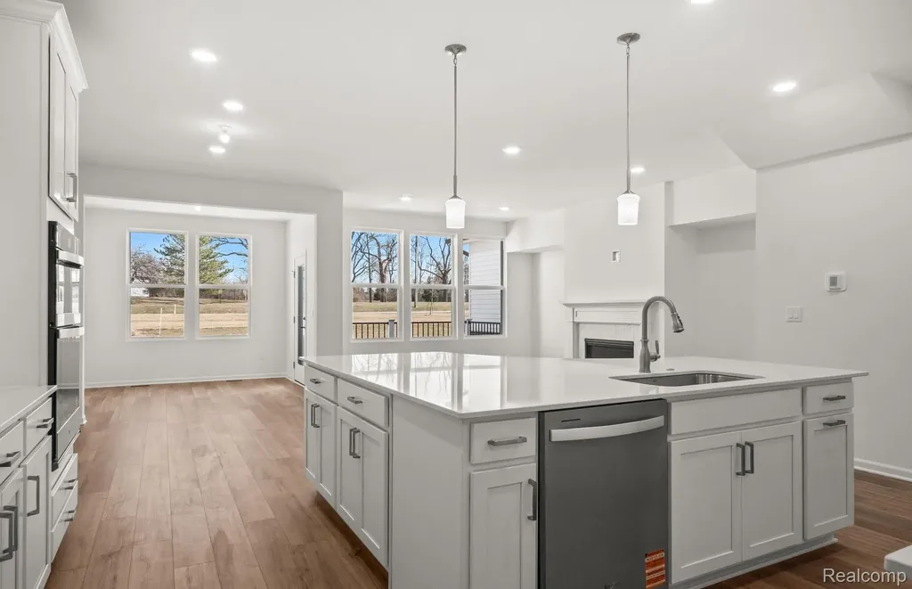 5658 Corgi Drive Pittsfield Charter Township MI 48108