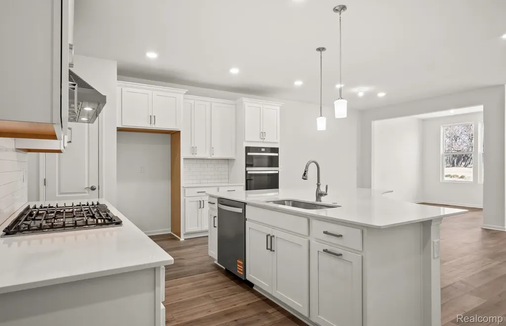 5658 Corgi Drive Pittsfield Charter Township MI 48108